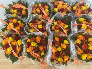 Støtteforeningen sender skønne blomster og lækker chokolade til patienter og pårørende